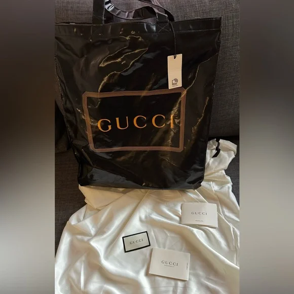 GUCCI MONTECARLO CRYSTAL LOGO PRINT SHOPPING TOTE - Picture 4 of 11